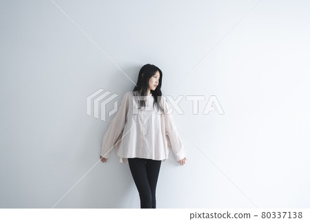 休閒時尚女性 休閒時尚女性 80337138