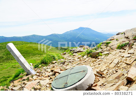 Akita Mt. Nippo and Mt. Iwate 80338271