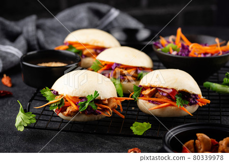 Taiwanese gua bao, Asian hamburger 80339978
