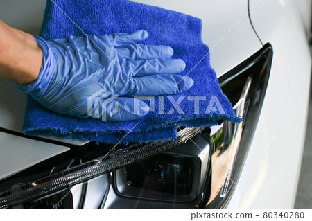 Wipe the body after washing the car Wipe the body after washing the car 80340280