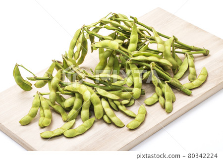 帶枝的綠豆、綠色和黃色蔬菜、夏季蔬菜、毛豆 帶枝的綠豆、綠色和黃色蔬菜、夏季蔬菜、毛豆 80342224