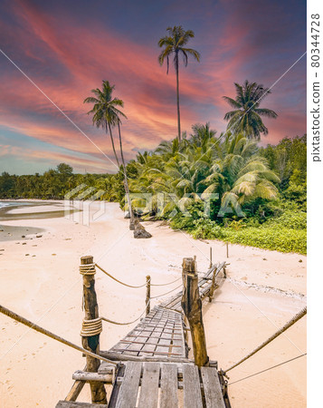 Wooden bridge at Bang Bao beach in Koh Kood island, Trat, Thailand Wooden bridge at Bang Bao beach in Koh Kood island, Trat, Thailand 80344728