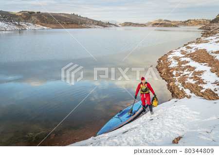winter stand up paddling in Colorado 80344809