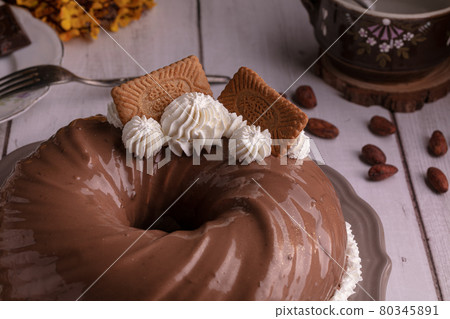 Chocolate and coffee cake with a cup of coffee 80345891