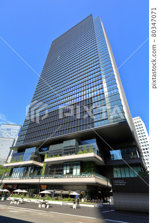 東京大手町的城市景觀東京火炬常盤橋塔 東京大手町的城市景觀東京火炬常盤橋塔 80347071