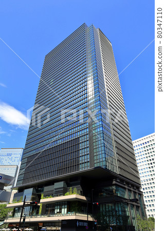 東京大手町的城市景觀東京火炬常盤橋塔 東京大手町的城市景觀東京火炬常盤橋塔 80347110