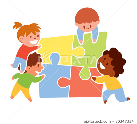 Children of different nationalities put together one puzzle 80347334