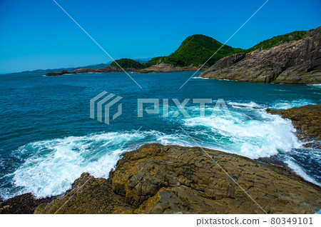 三寶海岸，美麗的大海和山脈，享有最佳景觀 80349101