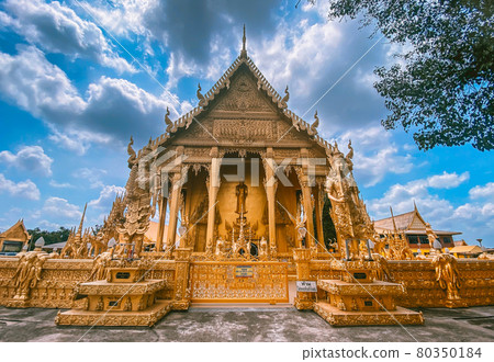 Wat Paknam Jolo in Chachoengsao, thailand 80350184