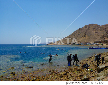 埃及達哈卜藍洞水肺潛水 80354726