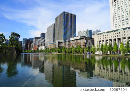 July Chiyoda 206 Hibiya Moat and Hibiya Dori 80367304