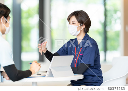Nursing image Caregiver Nursing staff ■ Shooting cooperation "LINK FOREST" 80375283