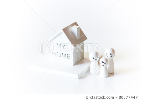 Family and my home 80377447