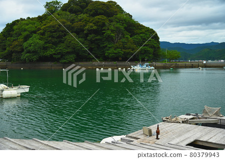 小島 小島 80379943