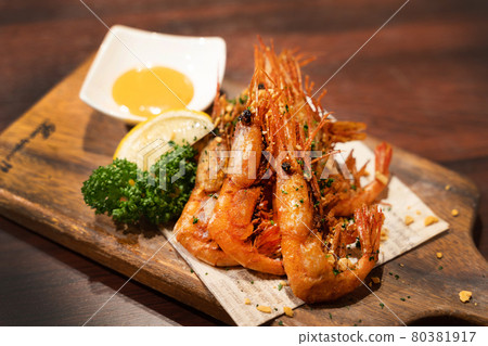 Fried shrimp food photo 80381917