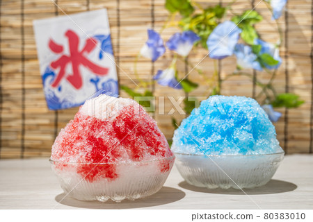 Shaved ice strawberry blue Hawaii summer image 80383010