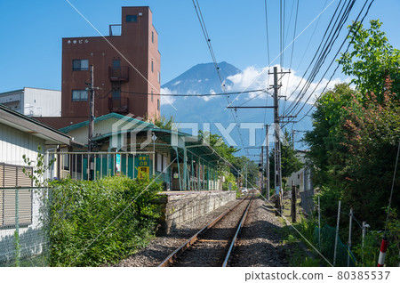 Fujikyuko Line Gekkouji Station and Mt. Fuji 80385537
