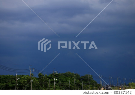 雷雲 80387142