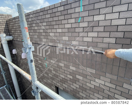 Float survey of tiles with a percussion stick (horizontal) 80387842