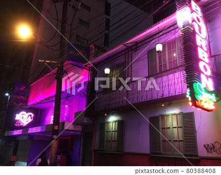 菲律賓馬尼拉的 Go Go 酒吧 80388408