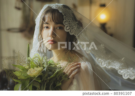 Bridal image 80391107