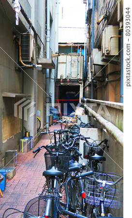 樓宇間的風景 80393044