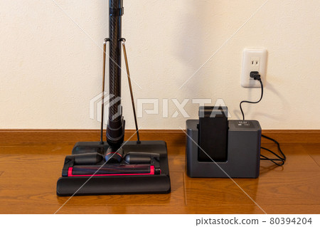 Cordless vacuum cleaner and battery Cordless vacuum cleaner and battery 80394204