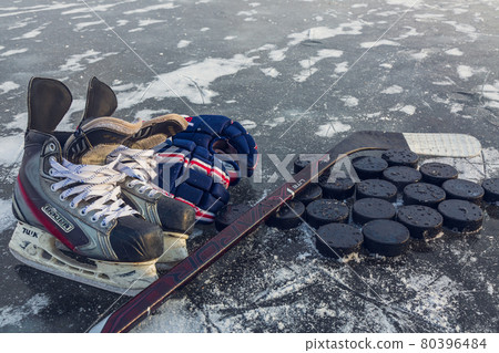 Outlinks and ice hockey equipment Outlinks and ice hockey equipment 80396484