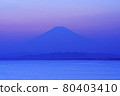 Evening view of Mt. Fuji seen from Fujisawa Katase Nishihama 80403410