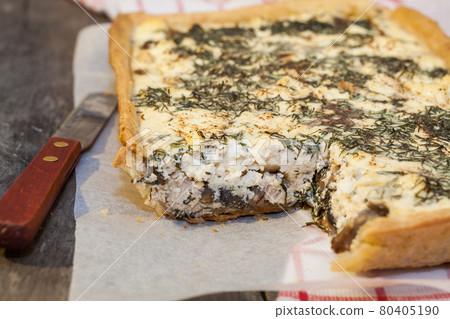 Tart, flan, cream, mushrooms, cheese and herbs Tart, flan, cream, mushrooms, cheese and herbs 80405190