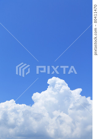 Summer sky large giant cloud cover Summer sky large giant cloud cover 80411470