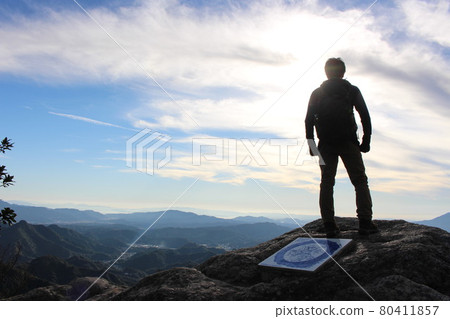 從龍門峽山入口到山頂（Tendoiwa）的爬山路線的視圖 80411857