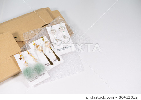 Handmade sales shipping image 80412012