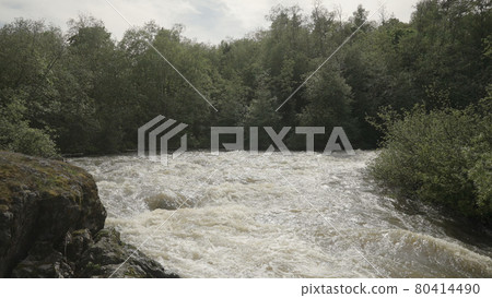 Establishing shot of karerlia river on a summer day Establishing shot of karerlia river on a summer day 80414490