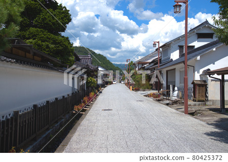 岡山縣美作市夏末的風景大原宿和稻葉高速公路 80425372
