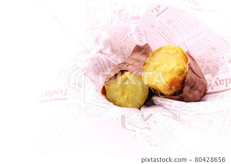 Beni Masari Roasted Sweet Potato Moist Cross Section Bright Background 80428656