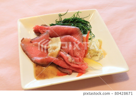 Yonezawa beef steak lunch set at steak shop Yonezawa beef steak lunch set at steak shop 80428671