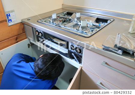 Replacement of built-in gas stove 80429332