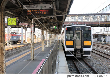JR東日本、水郡線郡山月月台（2020年夏季） 80430283