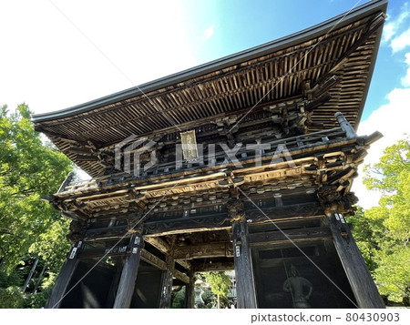 Gate of Tsukubasan Shrine in Ibaraki Prefecture Gate of Tsukubasan Shrine in Ibaraki Prefecture 80430903