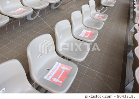 Countermeasures against new corona infection in concert seats 80432183