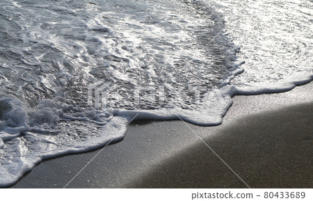 Beautiful background foam of sea waves Beautiful background foam of sea waves 80433689