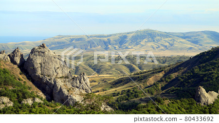 Magnificent hills and mountains in the south Magnificent hills and mountains in the south 80433692