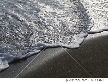 Beautiful background foam of sea waves Beautiful background foam of sea waves 80433695