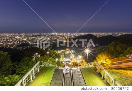 Sapporo city night view from Okurayama observatory 80436742