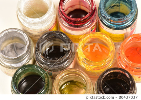 多種乾溶劑型丙烯酸樹脂塗料 80437037