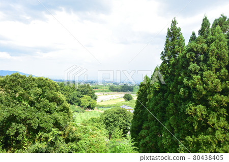 2020年夏天山形線米澤站與福島站之間的電車窗外風景 2020年夏天山形線米澤站與福島站之間的電車窗外風景 80438405