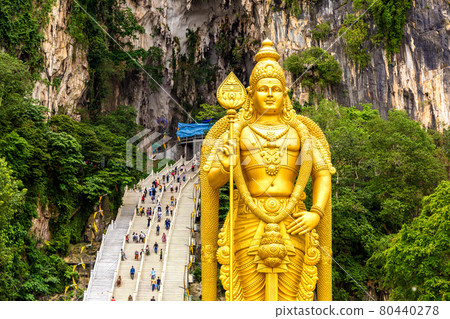 Batu cave in Kuala Lumpur 80440278