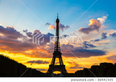 Eiffel Tower at sunset in Paris 80441505