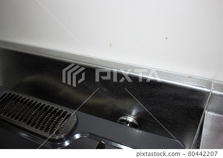 Dirty wall kitchen around the gas stove Dirty wall kitchen around the gas stove 80442207